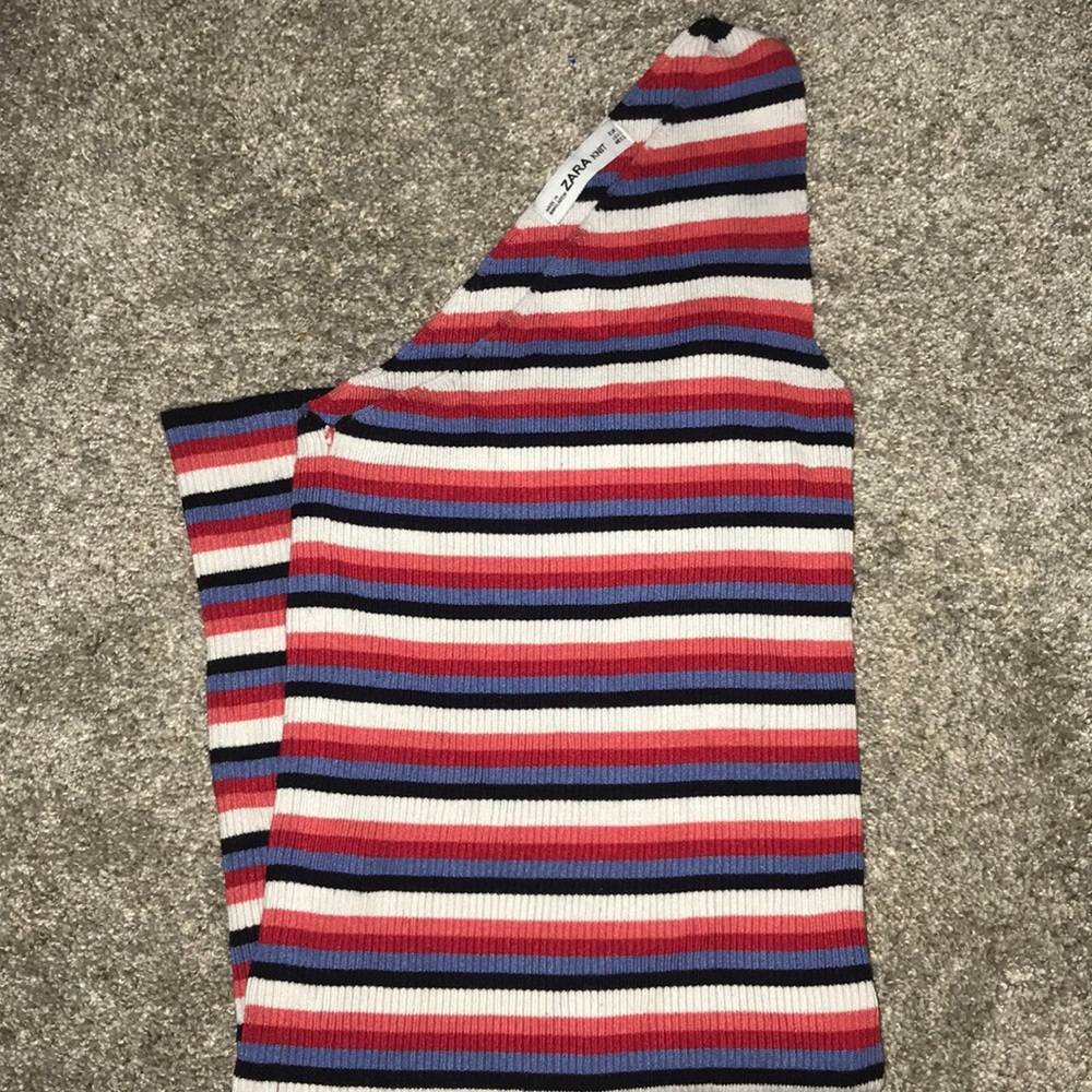 Fitted one shoulder dress
